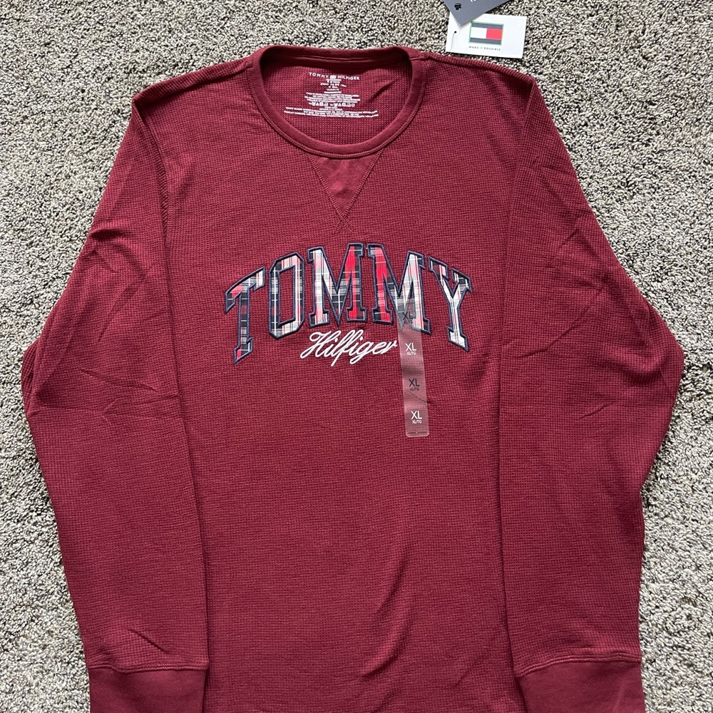 Tommy Hilfiger Burgundy Sweatshirt